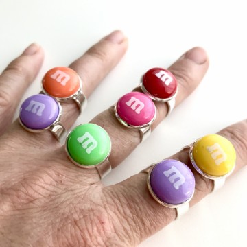 NYHET M&M Godteknask ring